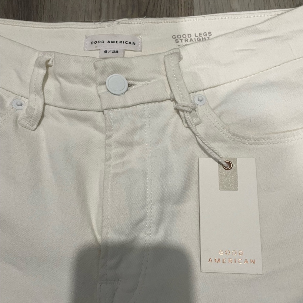 Good American Straight Leg White Jeans - Picture 8 of 10